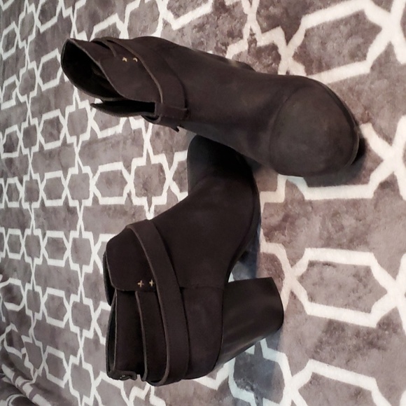 RAG AND BONE BOOTIES - Picture 4 of 8